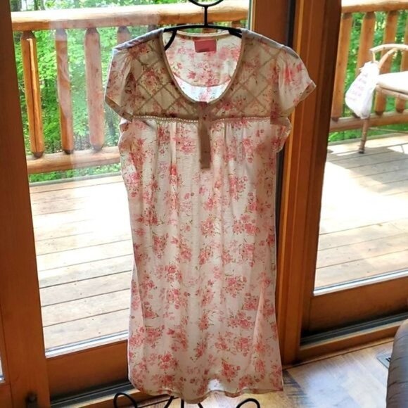 Pink Label Vintage White Floral Graphic with Lace SS Midi Sz. M Nightgown - Picture 1 of 7